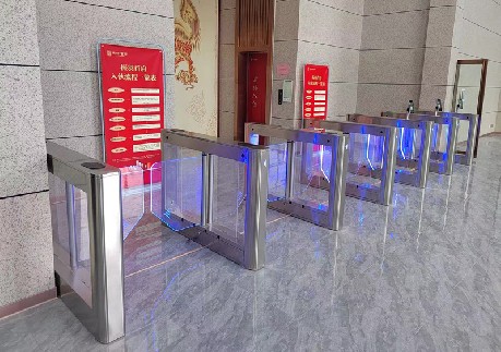 写字楼适合用什么类型的人行通道闸机？